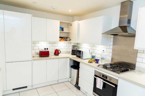 Graceful Home Away Sittingbourne 3BH