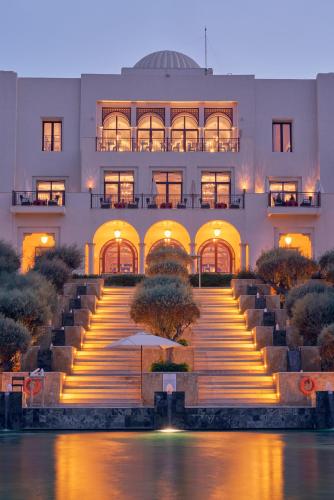 Hotelli välisilme, Four Seasons Hotel Tunis in Gammarth