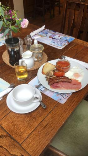 The Black Horse Inn - image 12