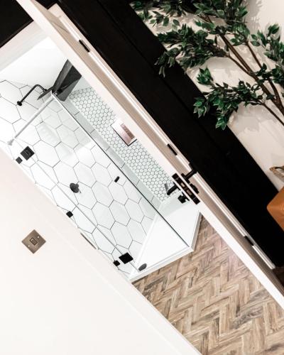 Badrum, Urban Loft Apartment • 1 Bedroom • Manchester in Ashton under Lyne