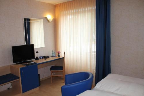 Hotel Chassalla - image 11