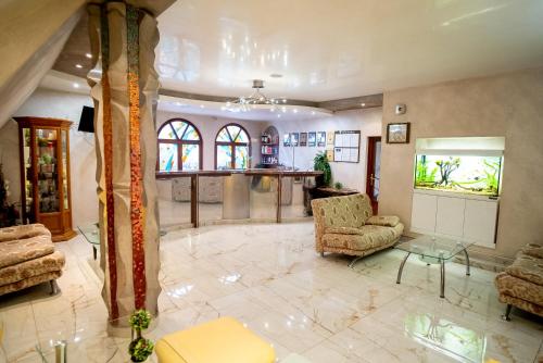 Globus Hotel - main image