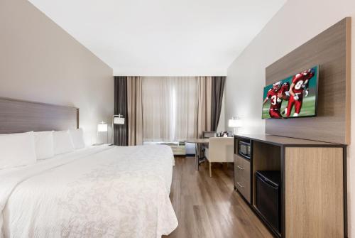 Red Roof Inn PLUS & Suites Birmingham - Bessemer in Bessemer, USA