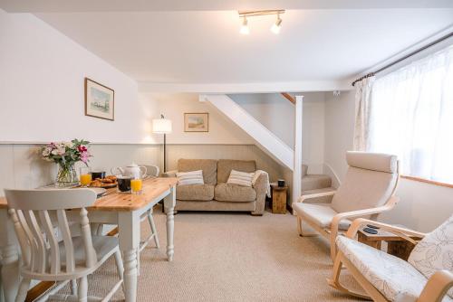 North Cottage Alderton Air Manage Suffolk