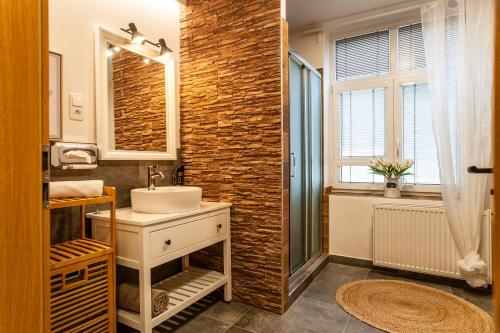 STING Boutique Apartments - image 13