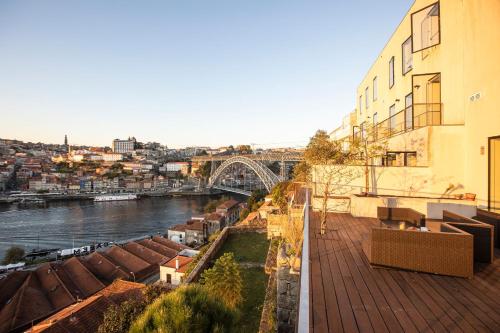 Magnificient 3BR House w/ Breathtaking Views by LovelyStay gîte à louer Porto