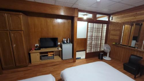 四重溪洺泉溫泉旅館 in Mudan Township