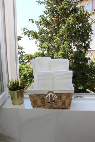 Rooms D&L, FREE Parking on-site