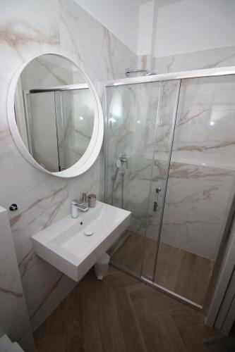 Rooms D&L, FREE Parking on-site