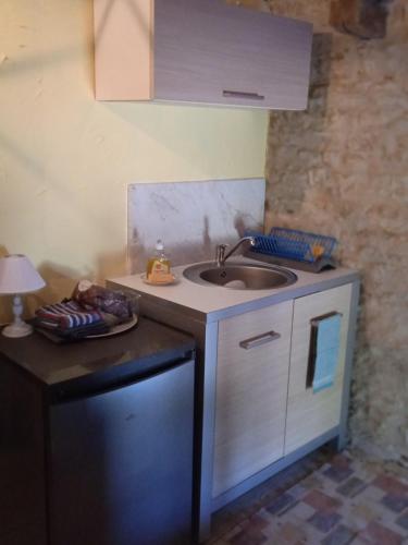 Cocina, Loft vintage avec cuisine integree in Pouilly-en-Auxois