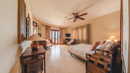 Newly Added Golden Bear Lodge 2BR w Balcony Pool AD21
