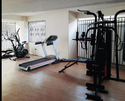 NYUMBANI -AFRIQUE (2 BEDROOMED KILIMANI NAIROBI)