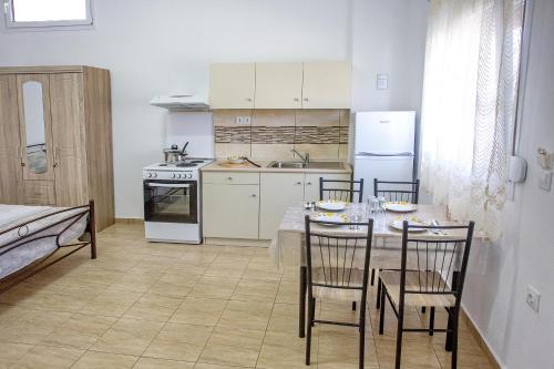 Kitchen, HAROULENA in Kavala