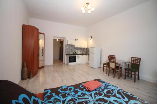Ali 3, Sosnowiec