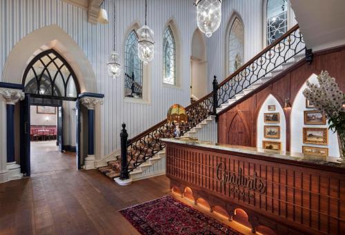 The Randolph Hotel, by Graduate Hotels