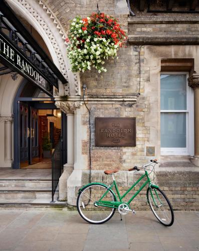 The Randolph Hotel, by Graduate Hotels