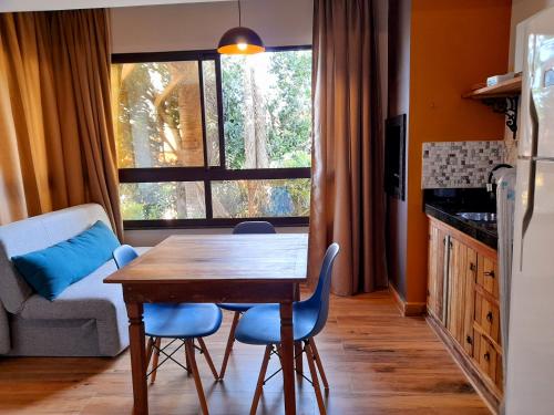 Lindo Estudio- ROBALO Aconchegante apto Bombinhas
