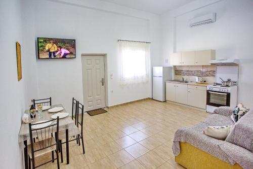 Kitchen, HAROULENA in Kavala
