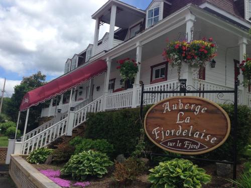 Auberge La Fjordelaise & la Rosalie