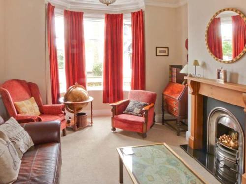 Elizabeth House - image 2