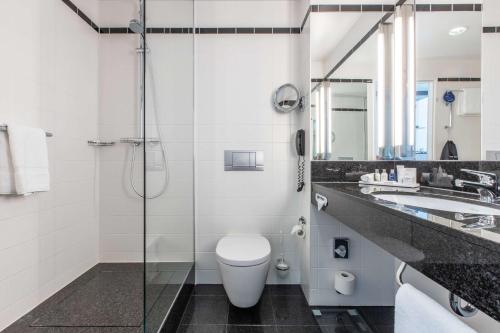 Radisson Blu Hotel Hannover - image 2