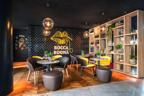 Radisson Hotel Zurich Airport - image 13