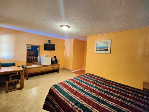 Western Motel - image 3
