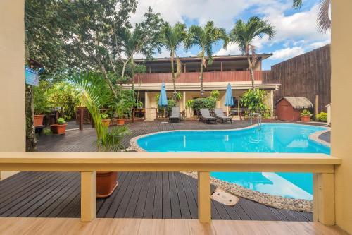 منظر, منتجع كاست أواي (Castaway Resort) in Arorangi