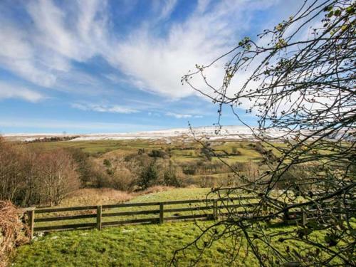 Deerclose West Farmhouse Leyburn - image 2