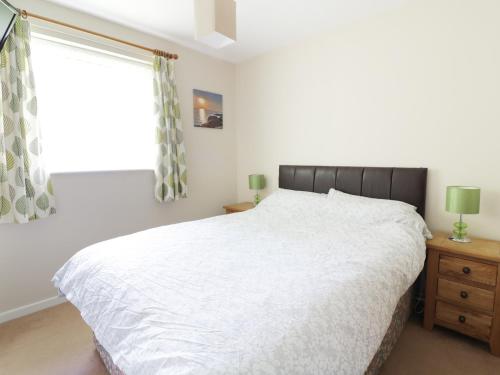 56 Waterside Park Lowestoft - image 10