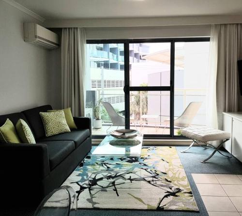Stylish 1 bedroom apartment - Oaks Waterfront Resort