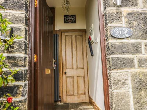 Daffodil Cottage Keighley - image 2