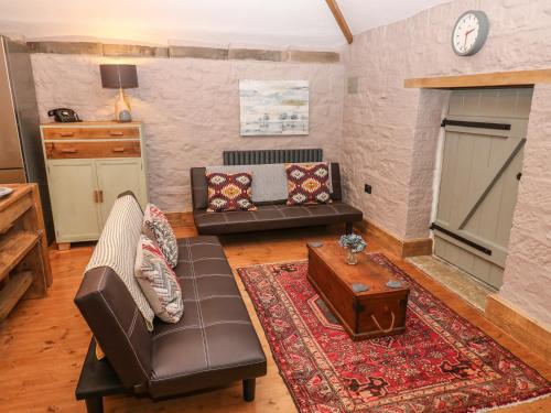 The Carriage House Matlock - image 9