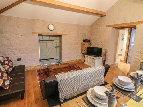 The Carriage House Matlock - image 11