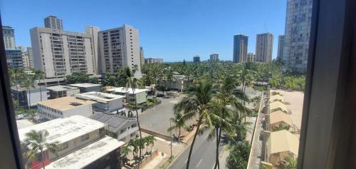 Waikiki beach modern studio No resort fee Best location thumb 3