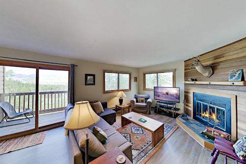 Ryan Culch Condo 6701