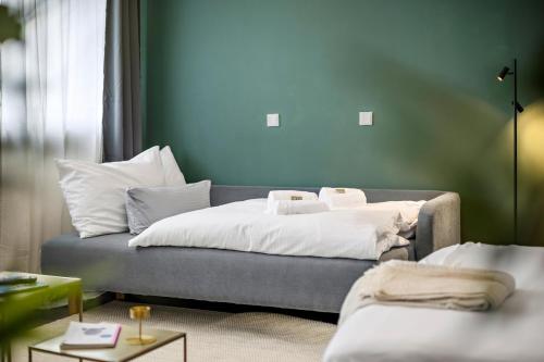 LUXOMES - Spacious Studio for 4 - Kitchen - Parking 2.1km von Unsernherrn entfernt