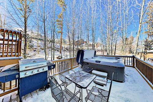 Saddle Ridge Townhome 402 in Silverthorne, USA