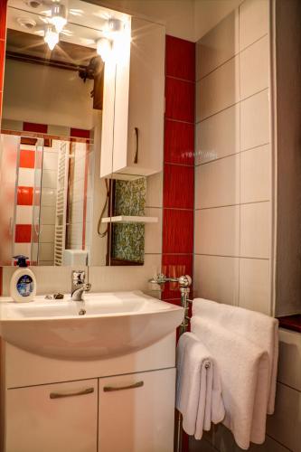 Rooms Marijana Obrovac - image 2
