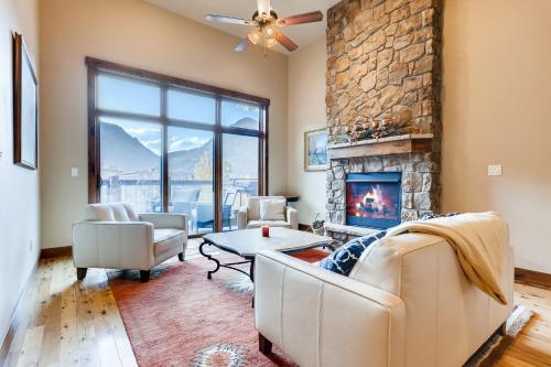 Bears Den Condo Unit 1 in Frisco, USA