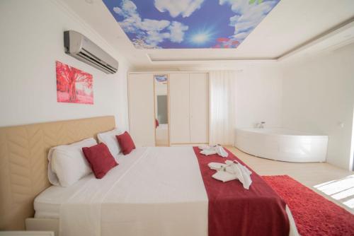 Hina - 2 Bedroom Holiday Villa with jacuzzi in Kalkan