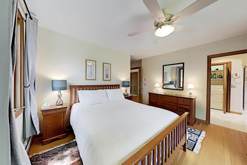 Capeside Harbor Retreat