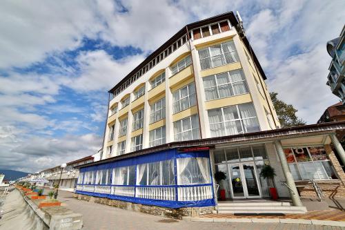 Iliada Hotel - image 4