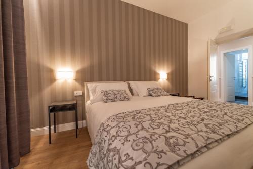 Nuances The Colosseum Apartment