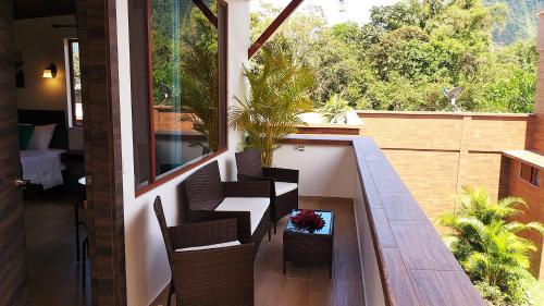 Toucan Platinum Suites Aparthotel