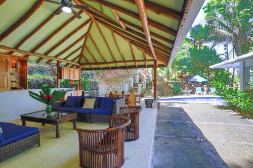 Casa de Paz- Portasol Vacation Rentals in Portalon