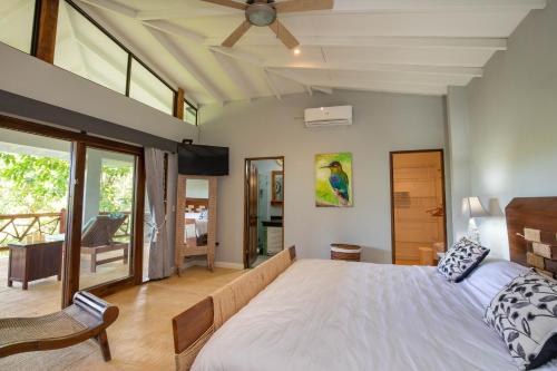 Casa de Paz- Portasol Vacation Rentals in Portalon
