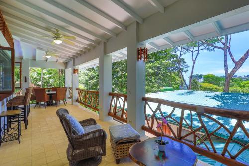 Rõdu/terrass, Casa de Paz- Portasol Vacation Rentals in Portalon