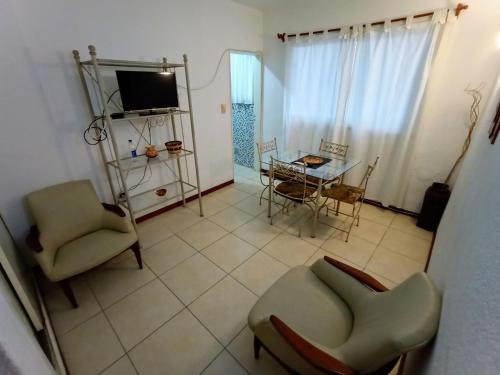 Apartment image 8