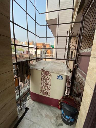 Comfo Stay in ROHINI near RAJIV GANDHI CANCER HOSPITAL